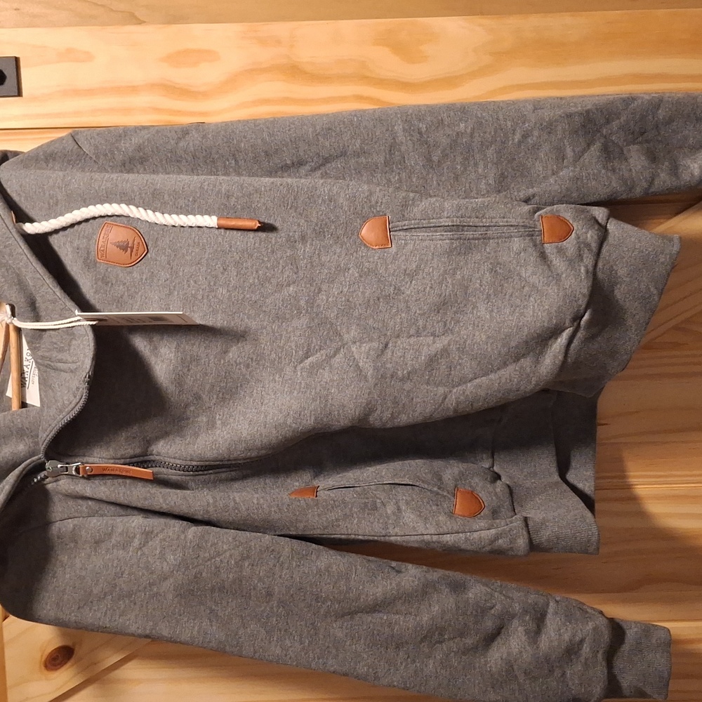 Wanakome Hoodie